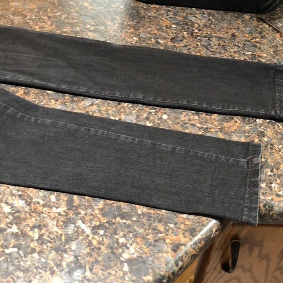 Diesel CLush Jeans - Picture 2 of 8